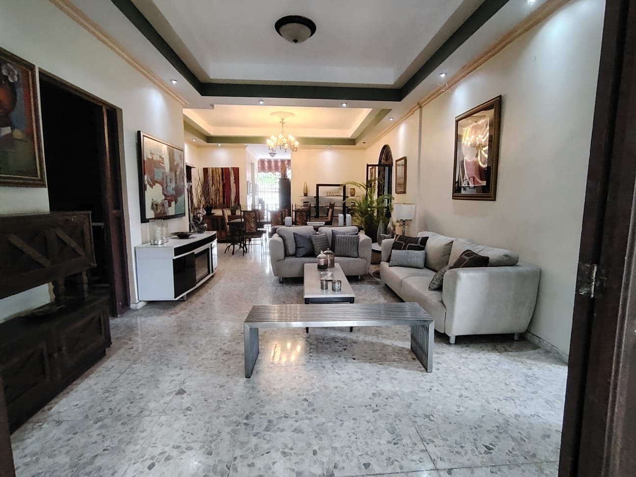casas - Venta de Casa Amueblado en Gazcue 0