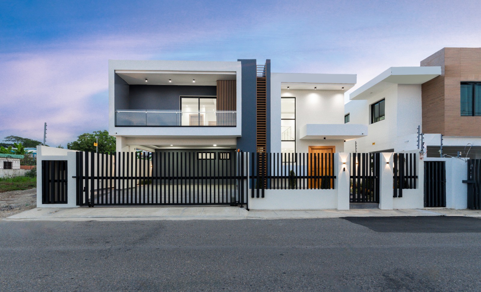 casas - Moderna Vivienda en Residencial Cerrado, Ave. 27 de Febrero