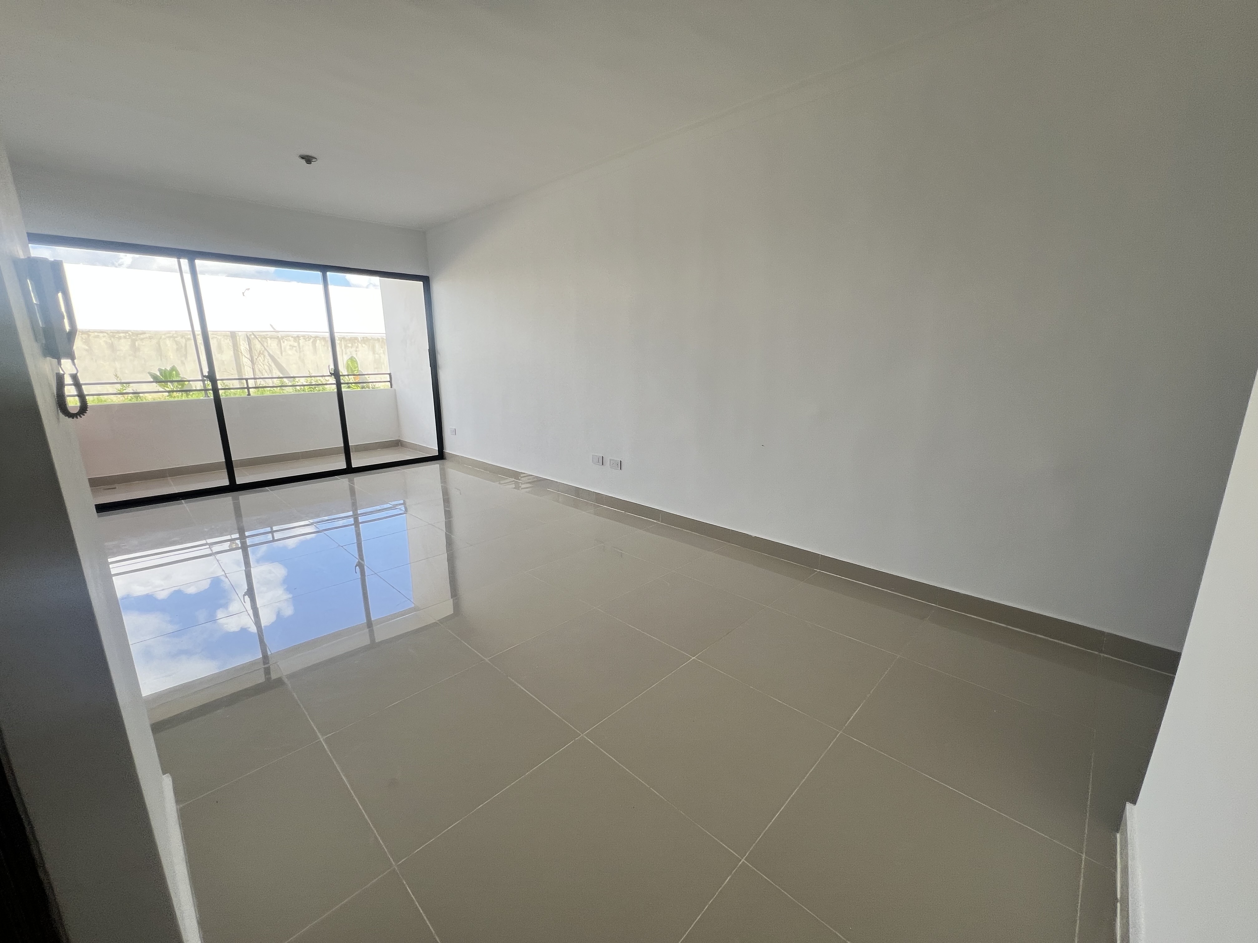 apartamentos - ventas de apartamentos nuevos en la charles de Gaulle Santo Domingo este  8
