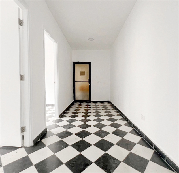 oficinas y locales comerciales - Local comercial en venta  4