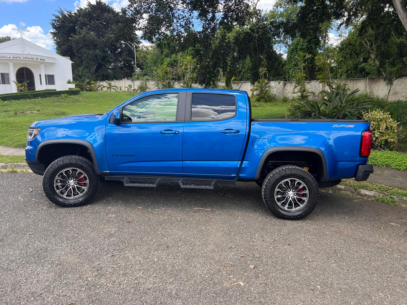 jeepetas y camionetas - chevolet colorado 2021 3