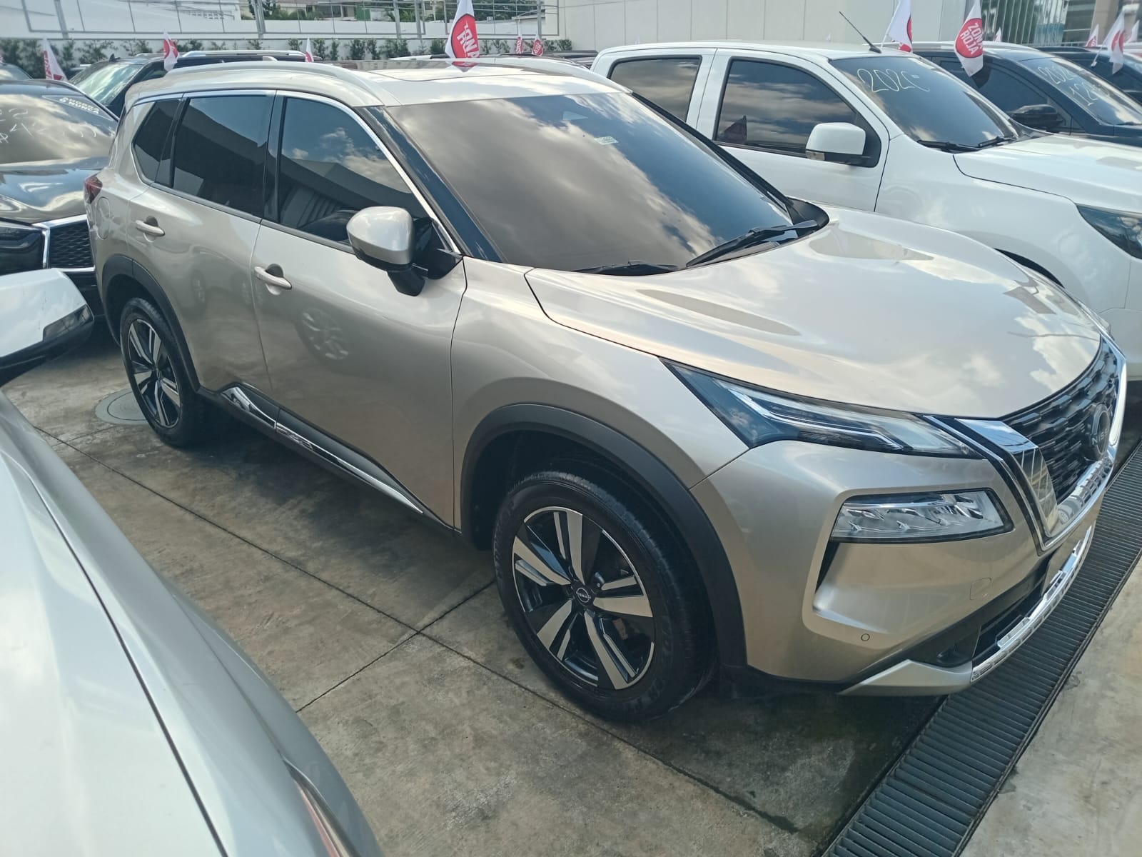 jeepetas y camionetas - Nissan X-Trail Exclusive 2024 6