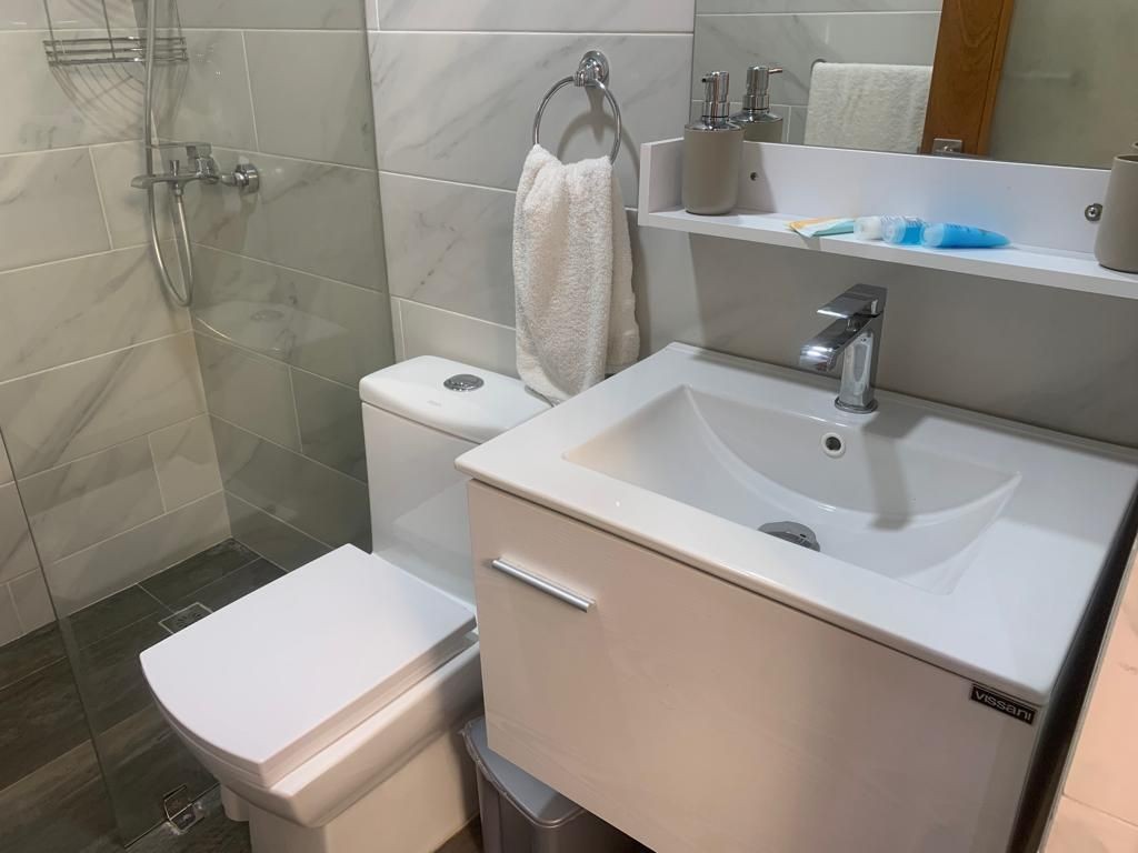 apartamentos - Apartamento amueblado, con baño social, aire acondicionado, ascensor, Gym y mas  7