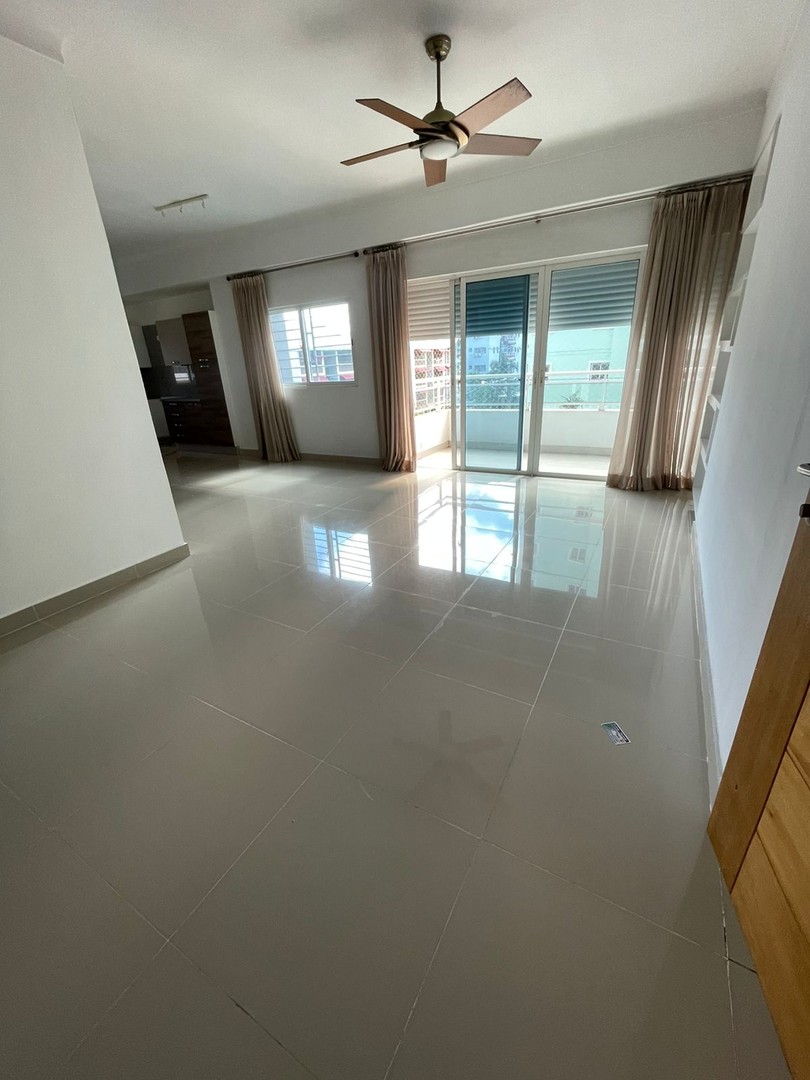 apartamentos - Se vende apartamento tipo Loft en Evaristo Morales 5