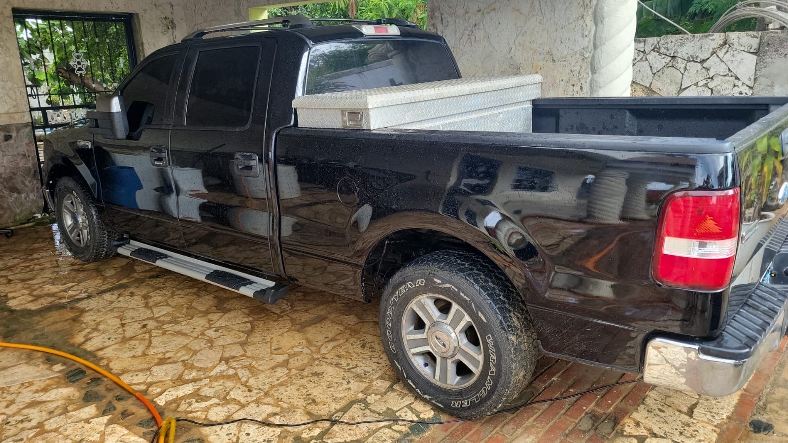 jeepetas y camionetas - Vendo Camioneta 2