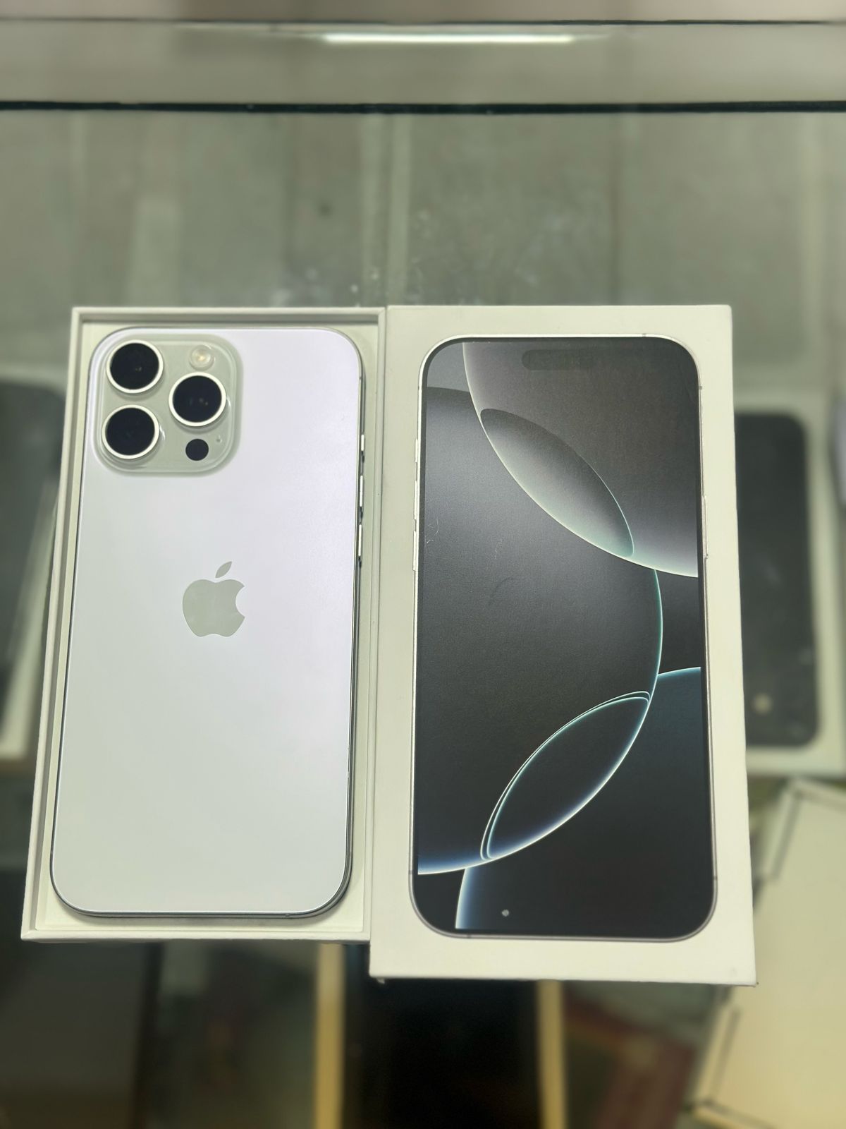 celulares y tabletas - iPhone 16 Pro Max 256GB NUEVO 0