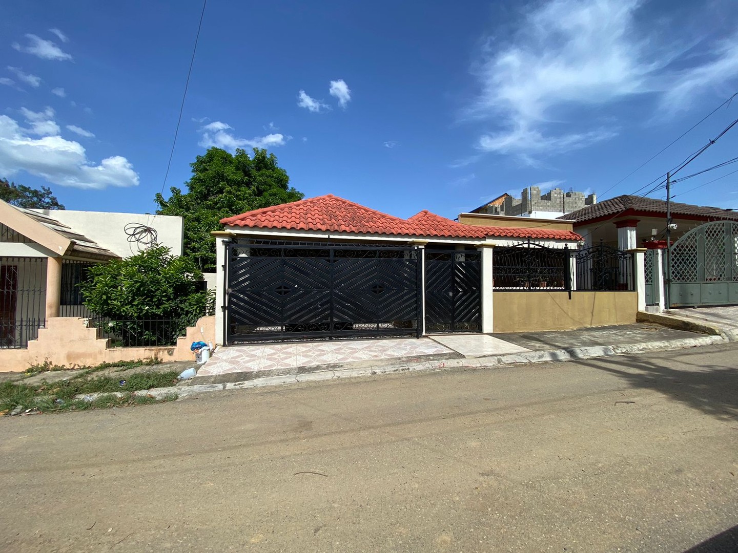 casas - CASA EN VENTA EN LAS ANTILLAS  0