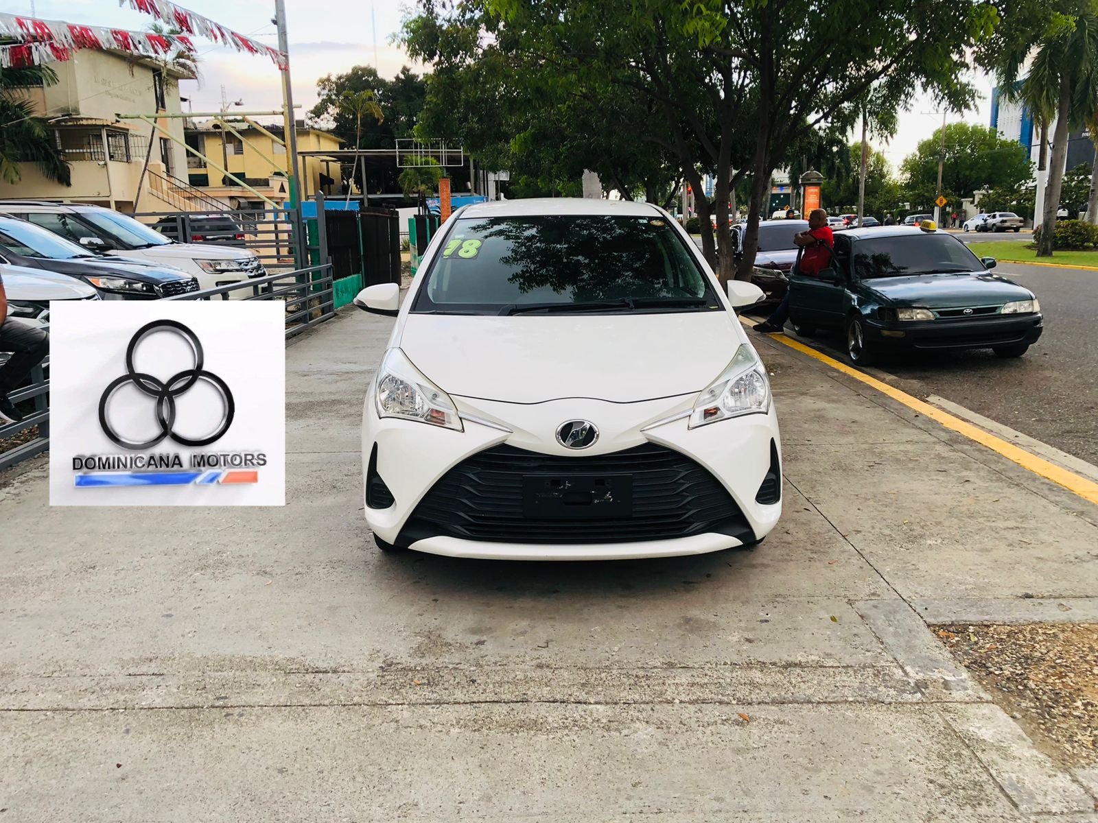 carros - TOYOTA VITZ  2018 3
