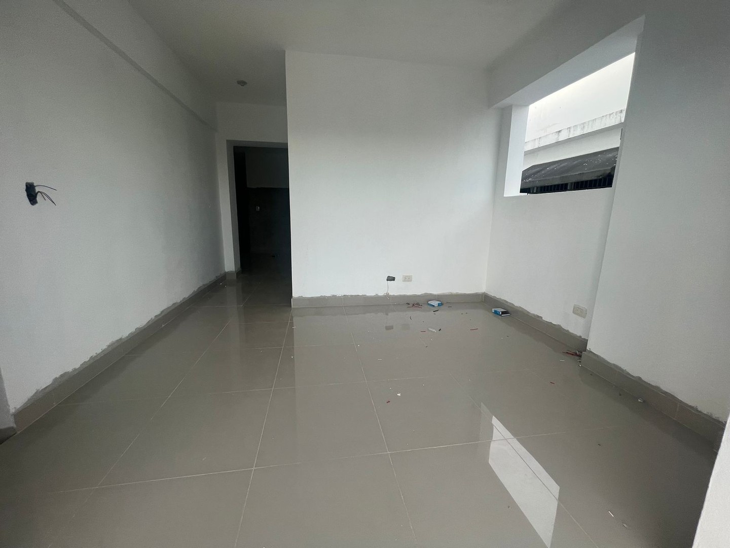 apartamentos -  SE VENDE  Avenida independencia Miramar 3