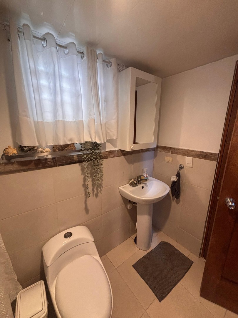 apartamentos - 🏡 Acogedor apartamento en primer piso con terraza privada 4