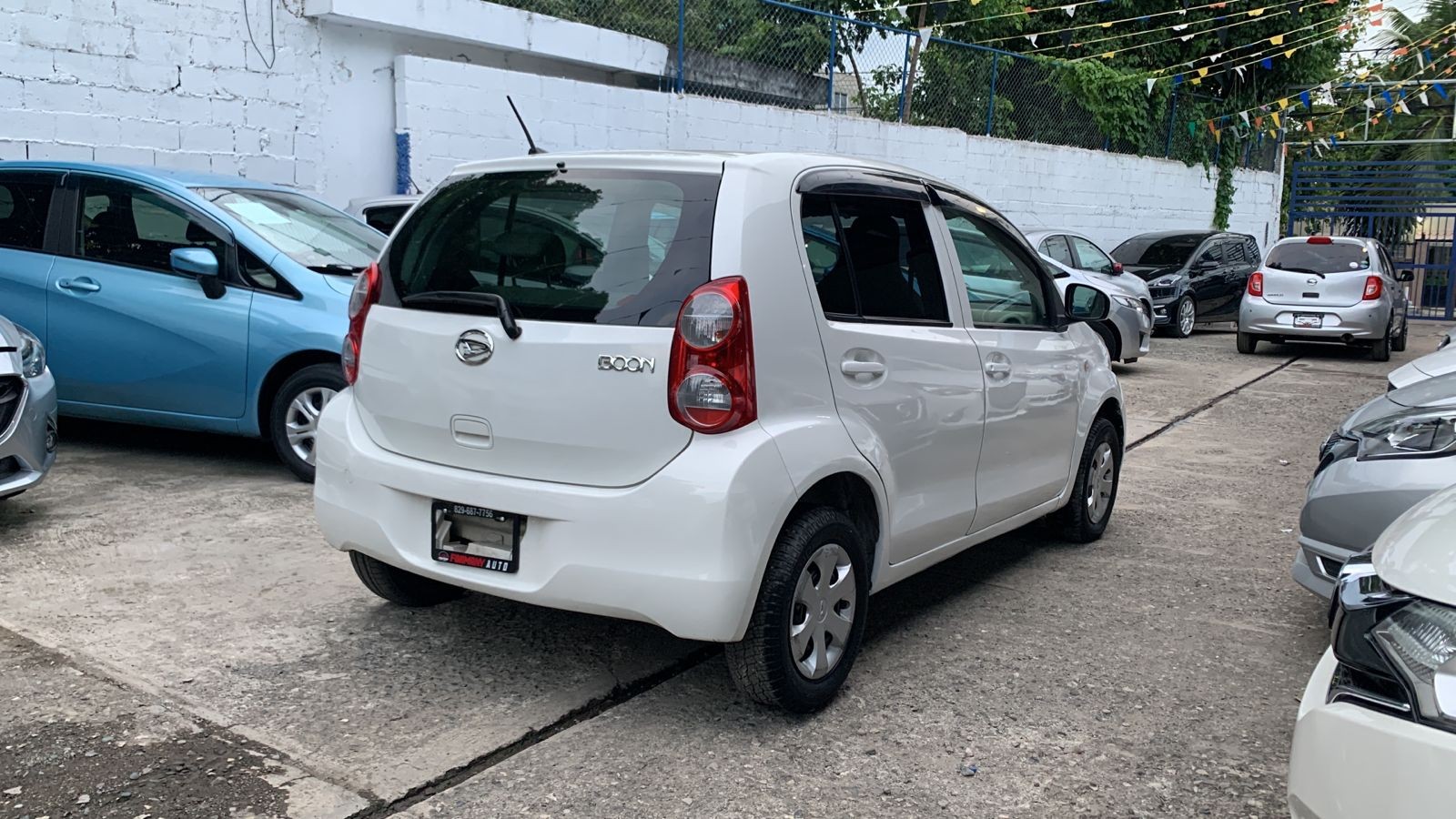 carros - DAIHATSU BOON 2011 3