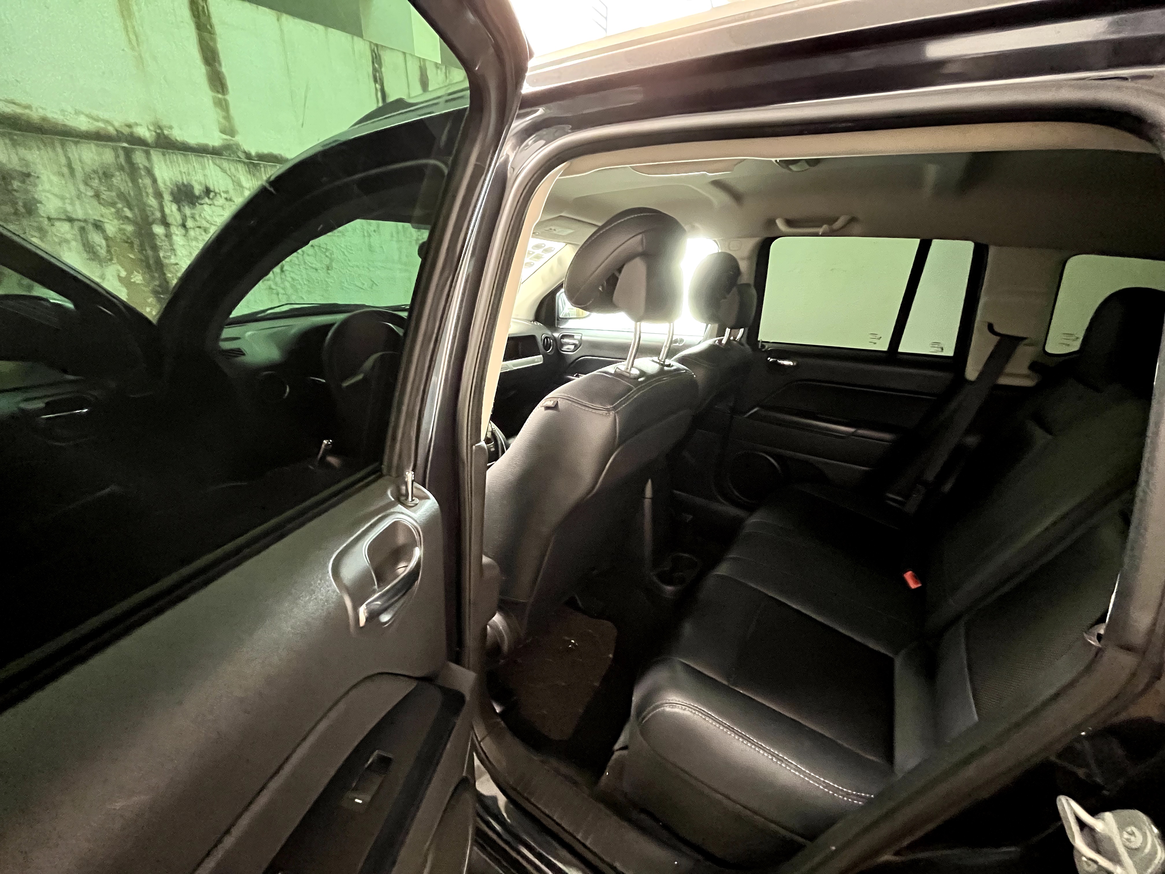 jeepetas y camionetas - JEEP COMPASS 2015 SPORT EN EXCELENTES CONDICIONES 4