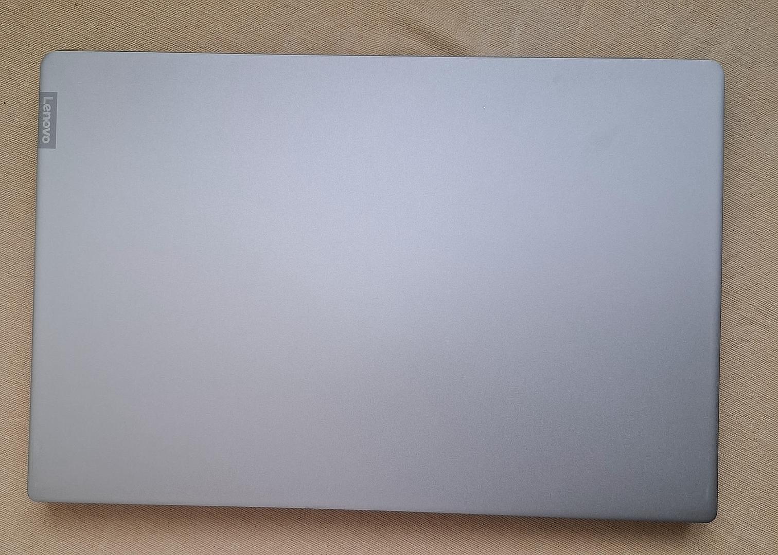 computadoras y laptops - Laptop Lenovo Ideapad 330S 0