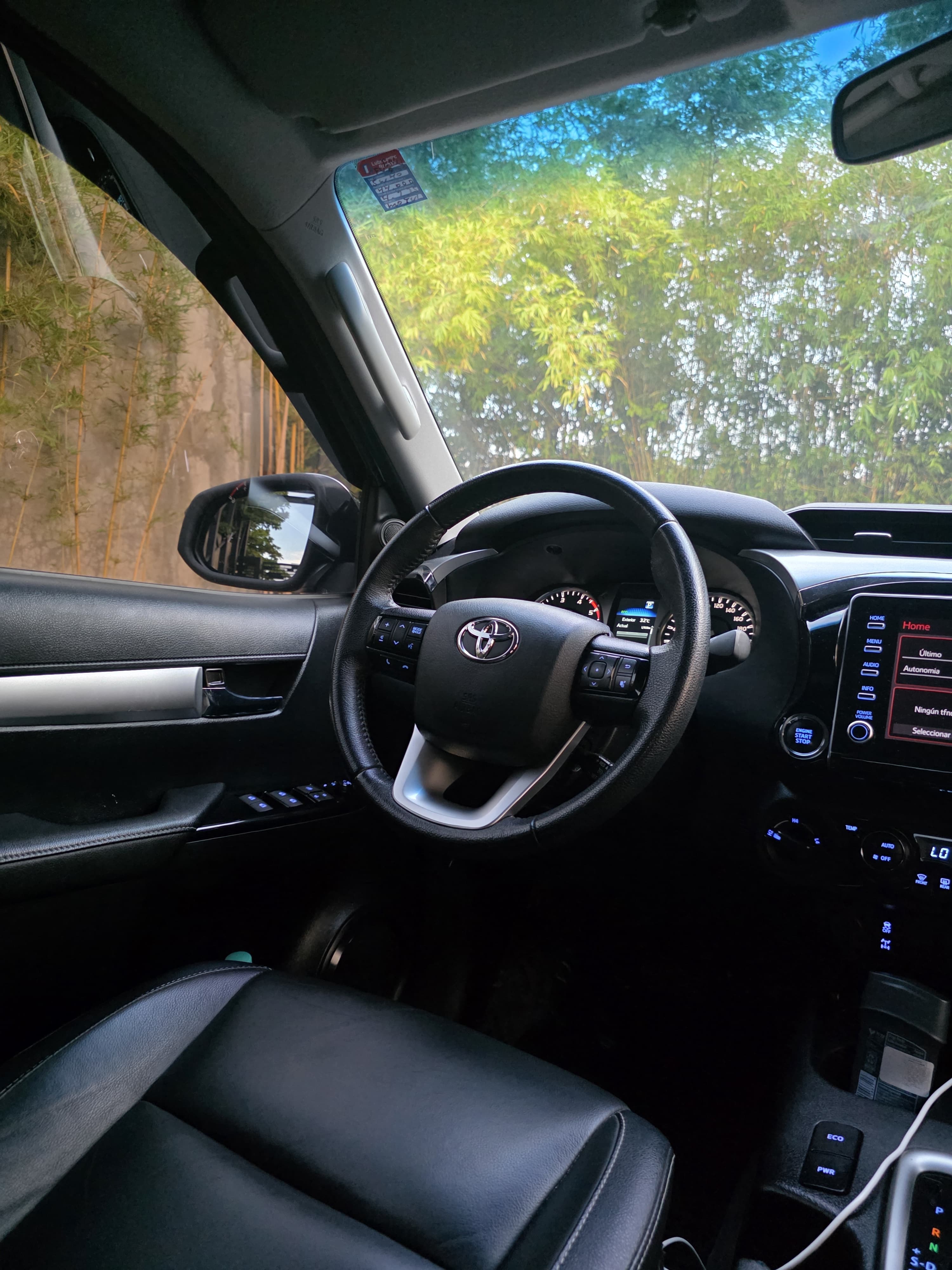jeepetas y camionetas - Toyota hilux 2023 8