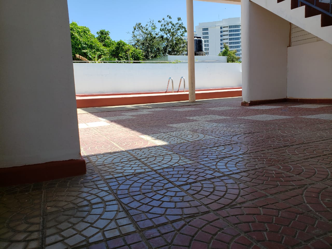 casas vacacionales y villas - Villa de 5 habitaciones en Juan Dolio 2040m2 solar 8