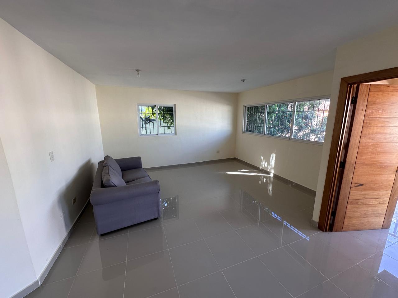 casas - Rento casa en Aut. San Isidro 3