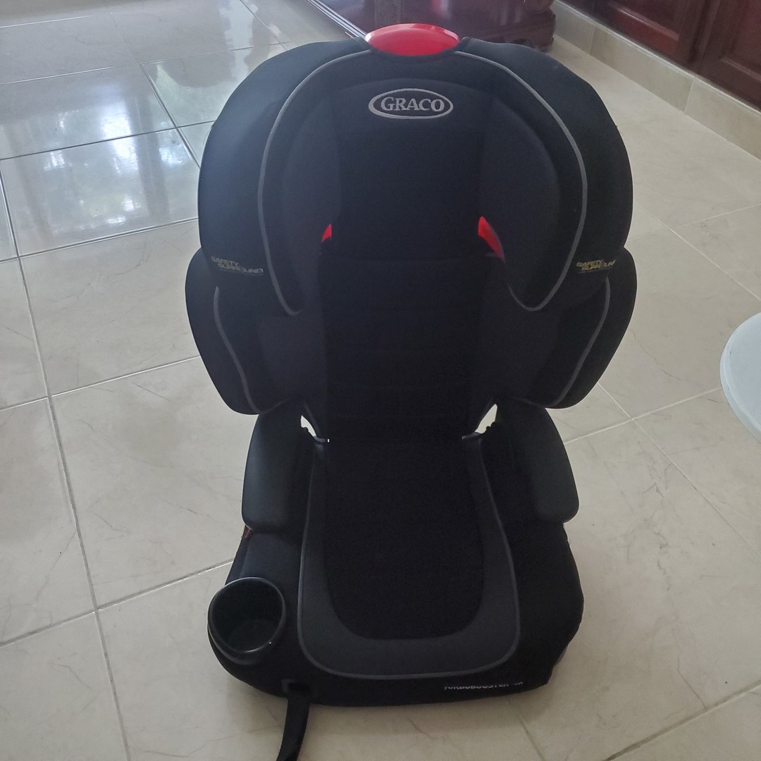coches y sillas - SILLA PARA CARRO. POCO USO, PRÁCTICAMENTE NUEVA.

