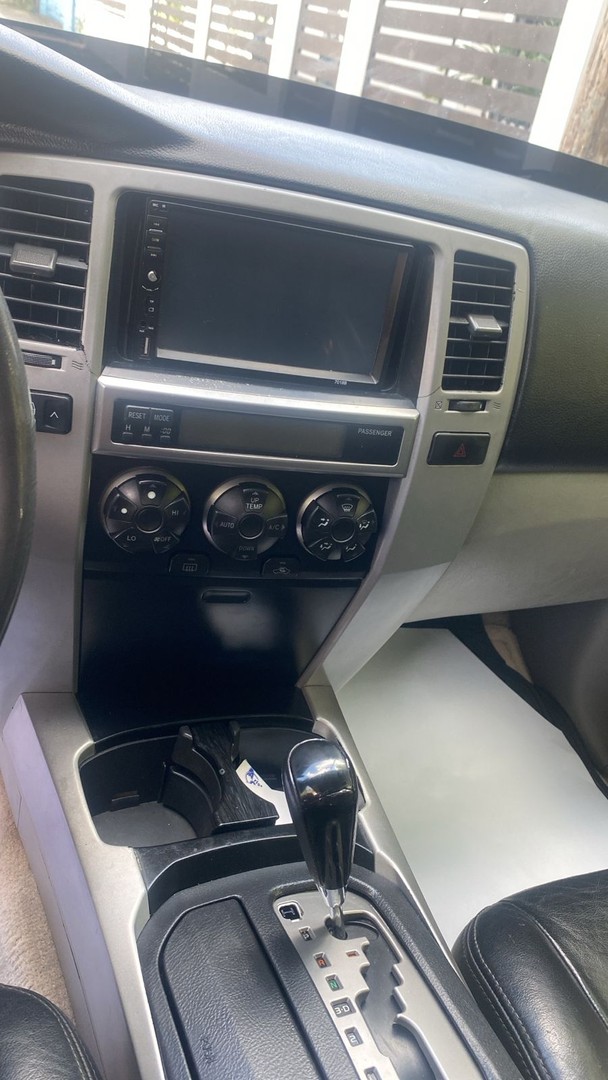 jeepetas y camionetas - 4 Runner 2004 version americana En excelentes condiciones  5