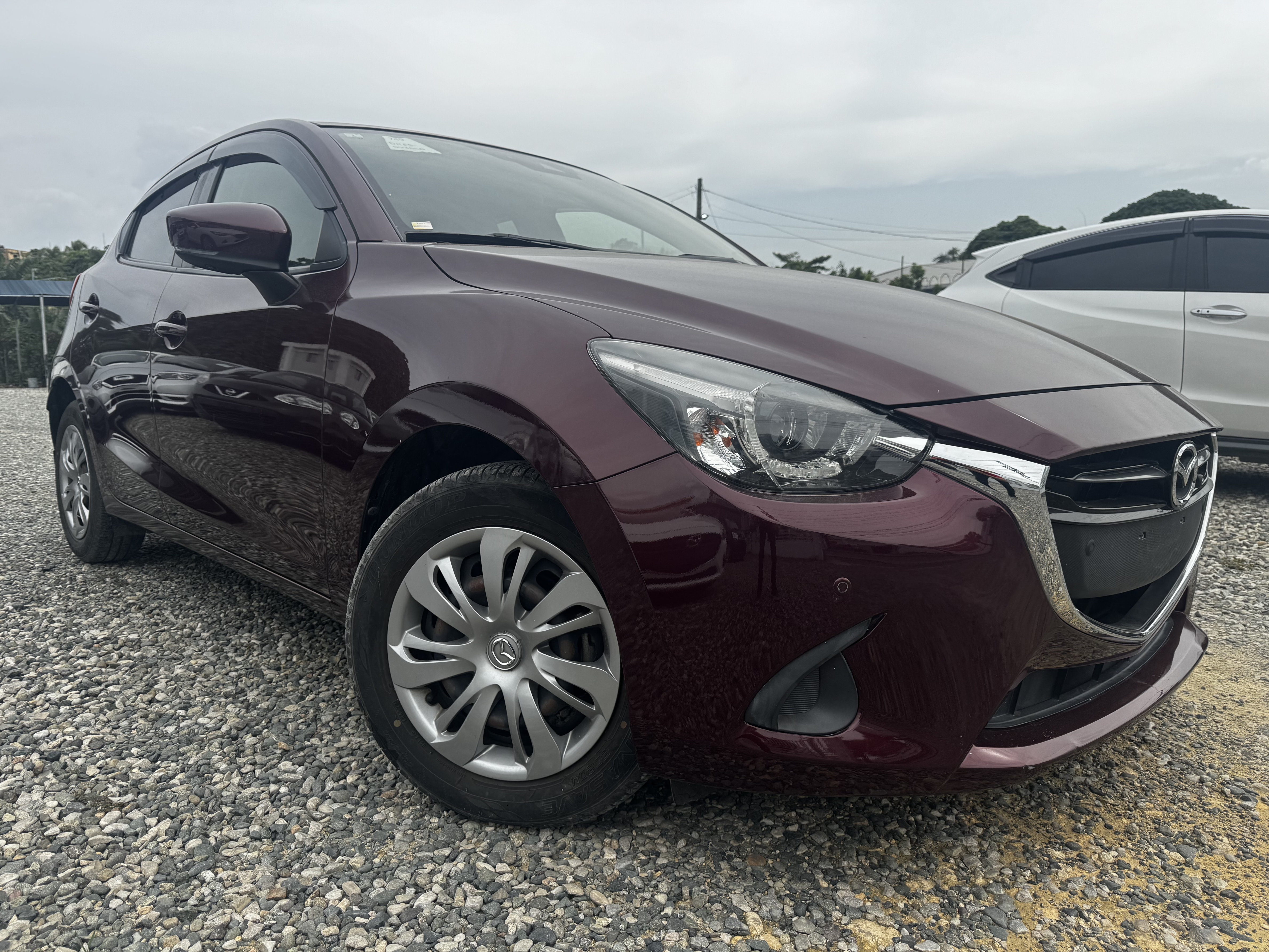carros - Mazda Demio 2019 2