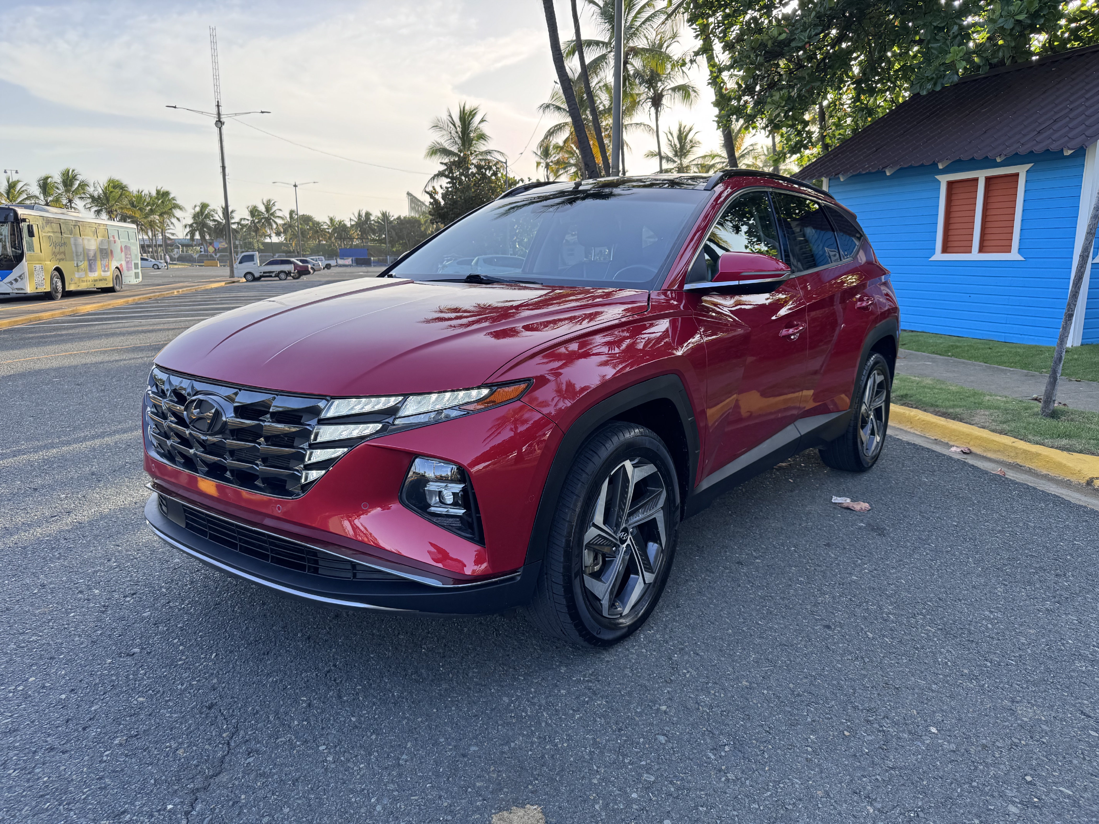 jeepetas y camionetas - HYUNDAI TUCSON LIMITED AWD 0