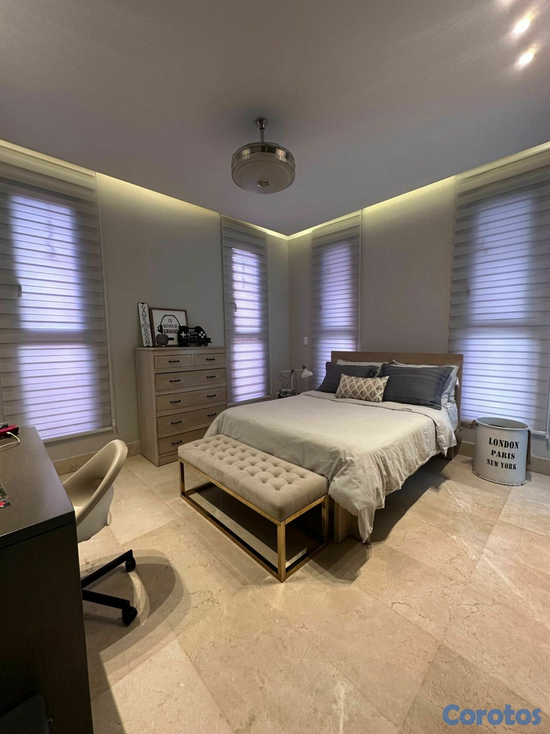 casas - CASA EN VENTA LAS CARMELITAS  16