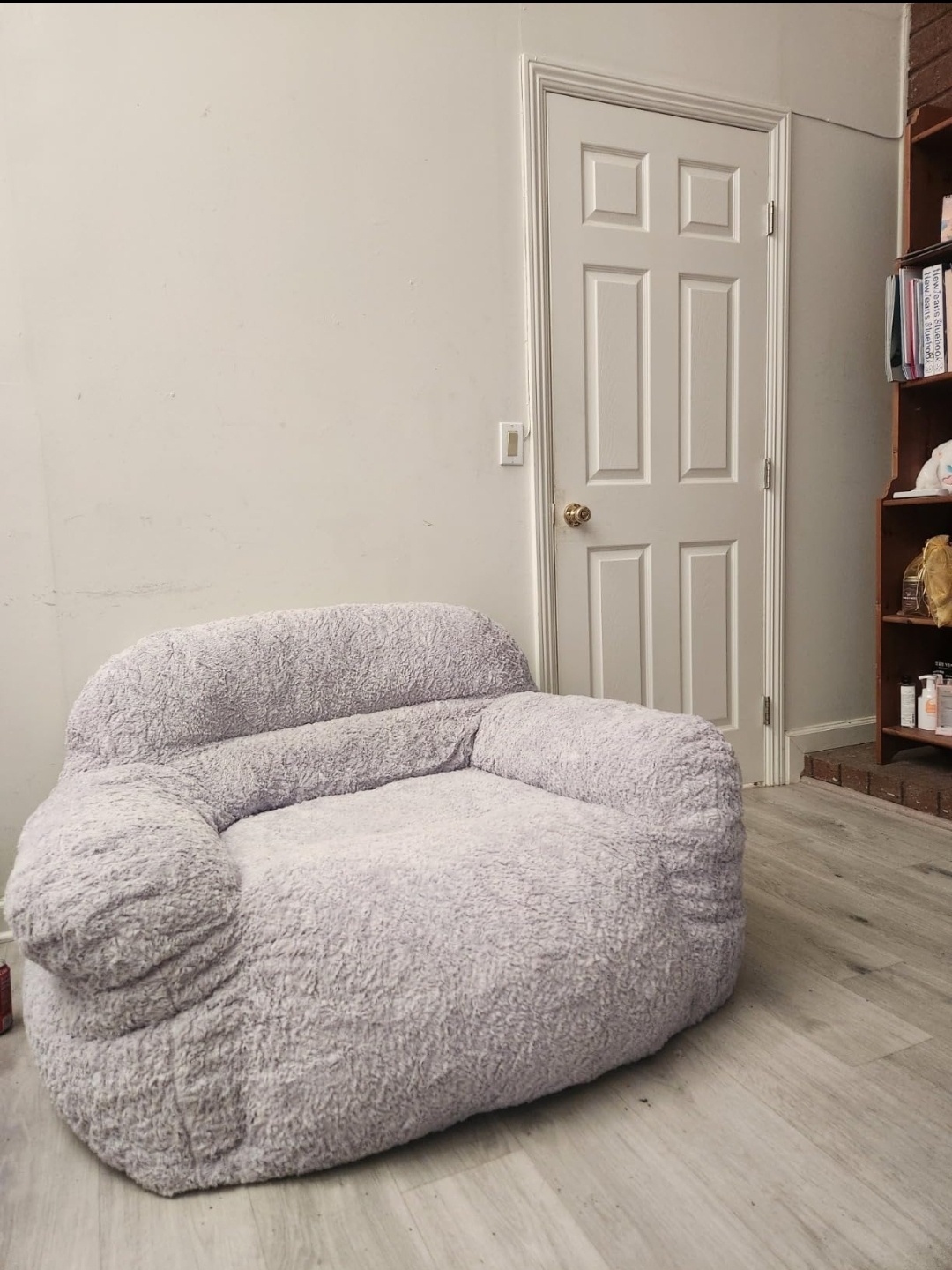 muebles y colchones - Sillón Puff Gigante gris claro (comprimido) 5