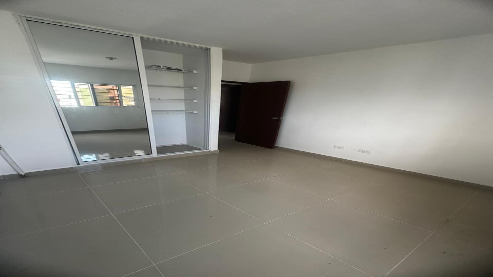 apartamentos - VENDO APTO CON TERRAZA PRIVADA, STO DGO OESTE. 3