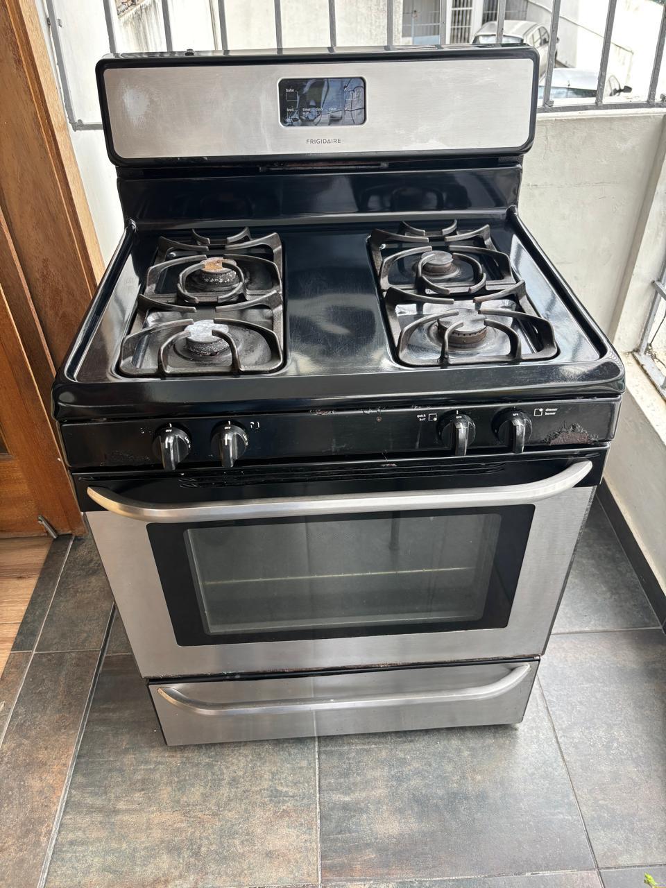 electrodomesticos - Estufa Frigidaire de 30” a Precio de Oportunidad 0