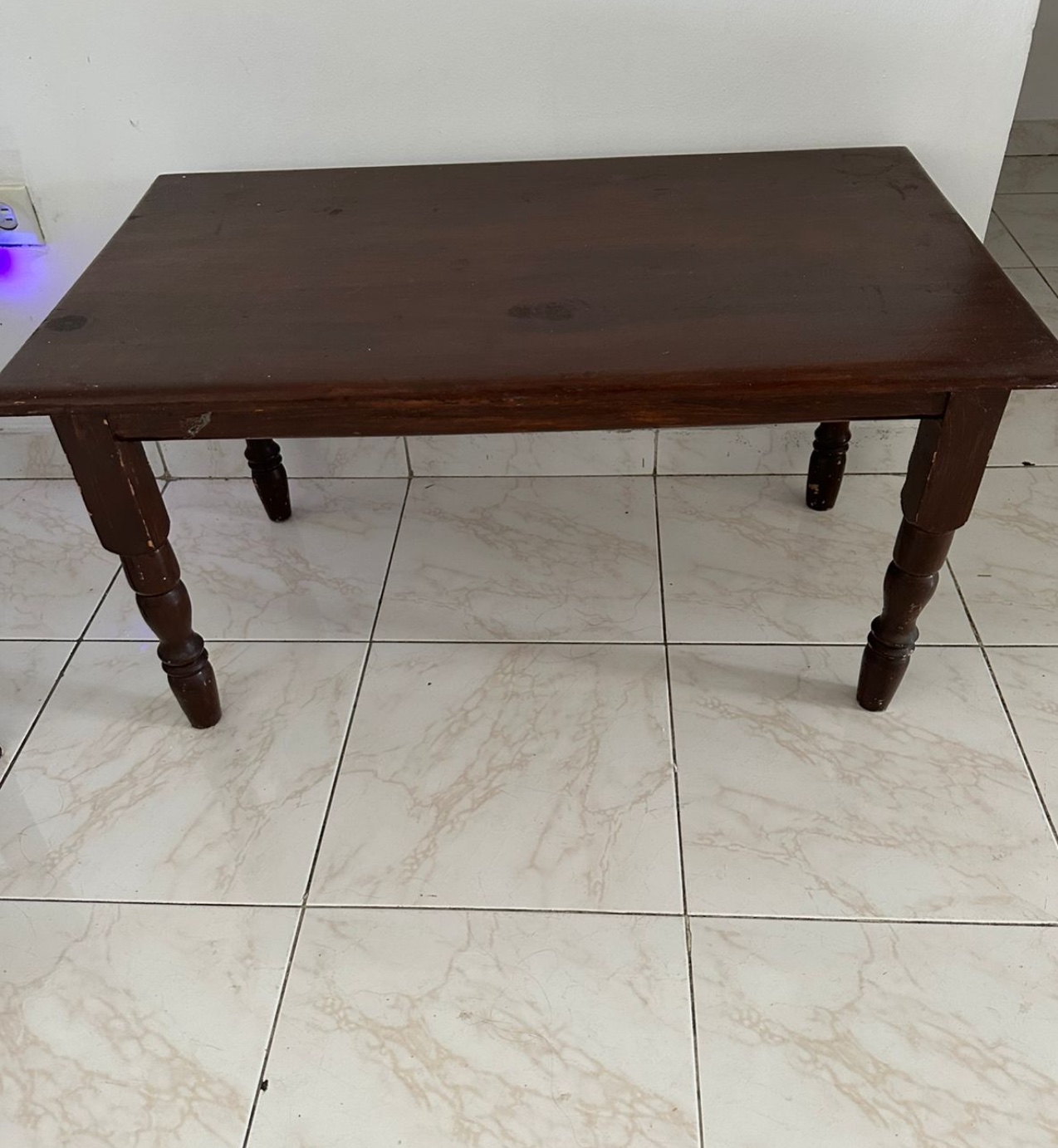 muebles y colchones - Mesa de centro de caoba 1