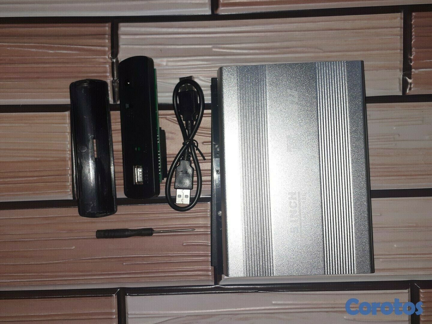 otros electronicos - Enclosure caja de disco duro externo de 3.5 a USB  de 2.0 5