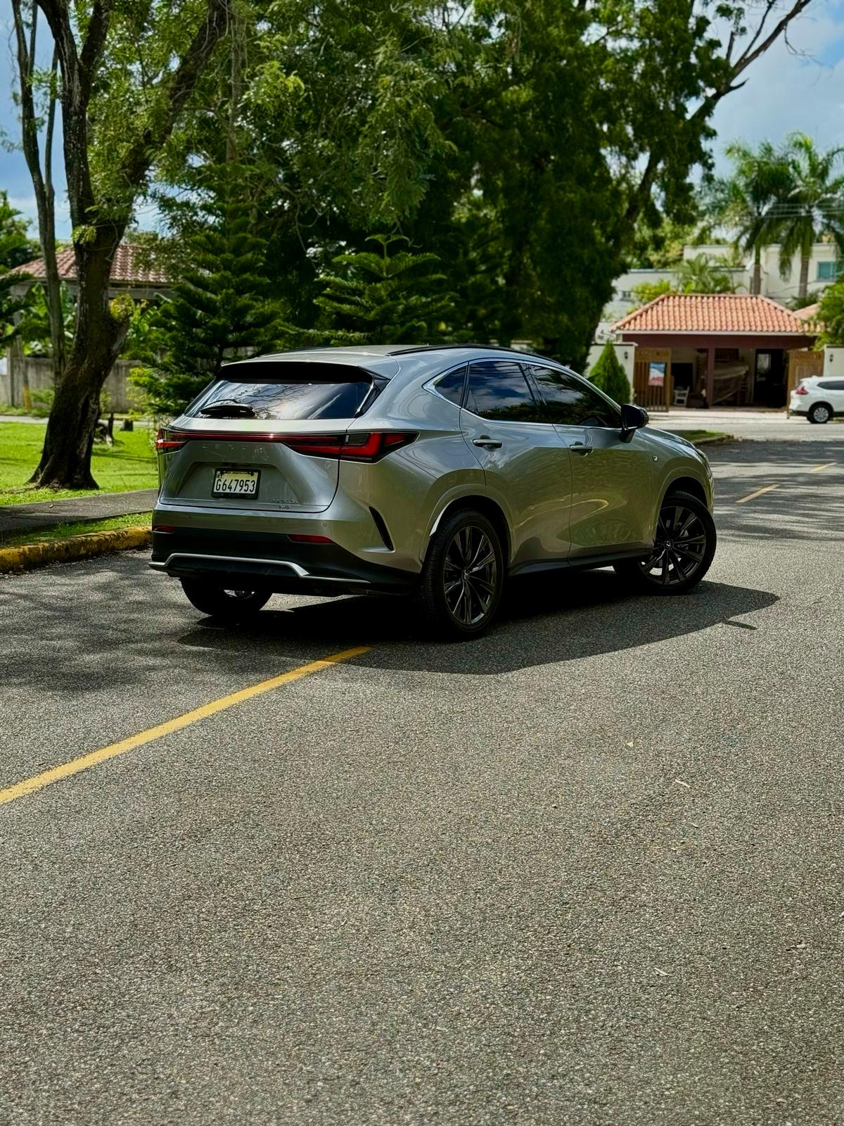 jeepetas y camionetas - lexus nh 350h f sport 2023 7