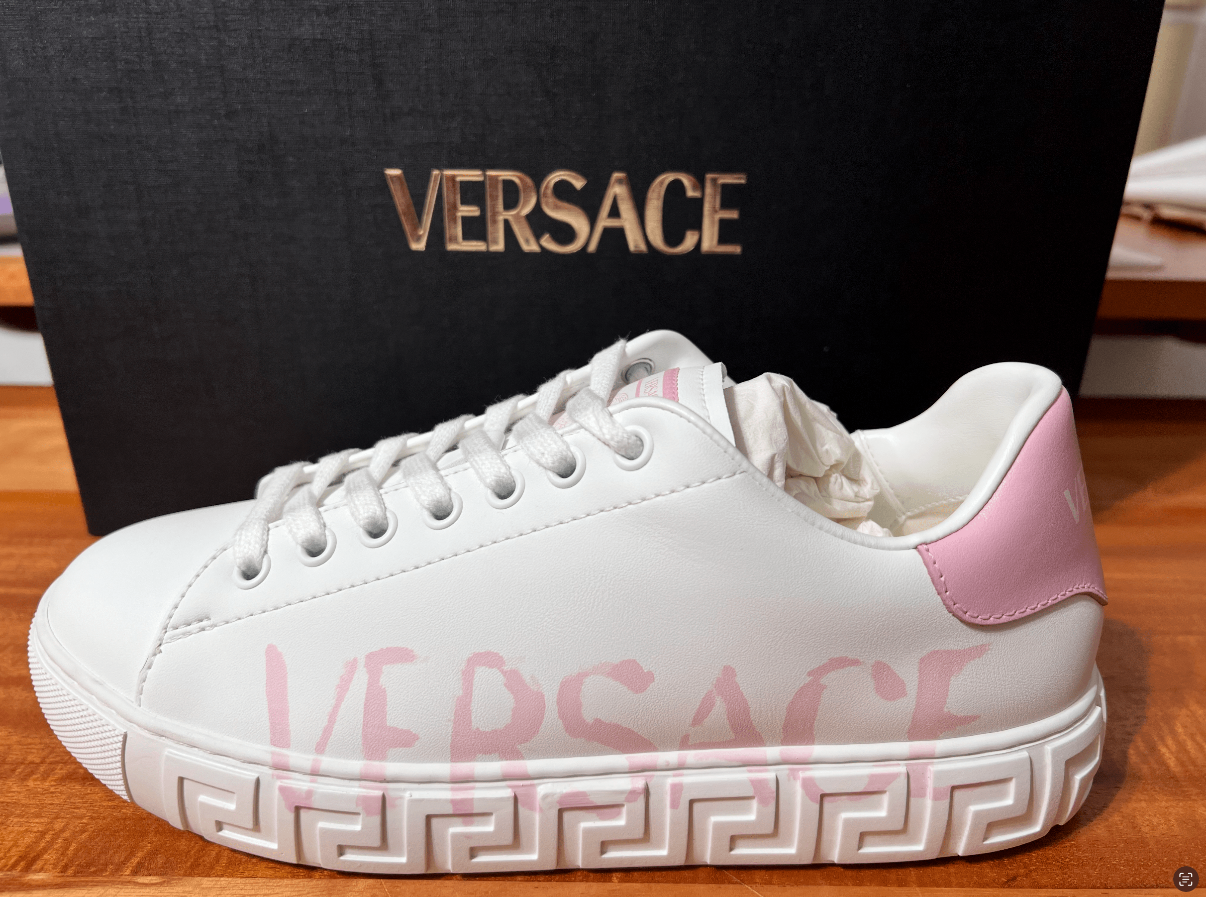zapatos para mujer - Tenis Versace 4