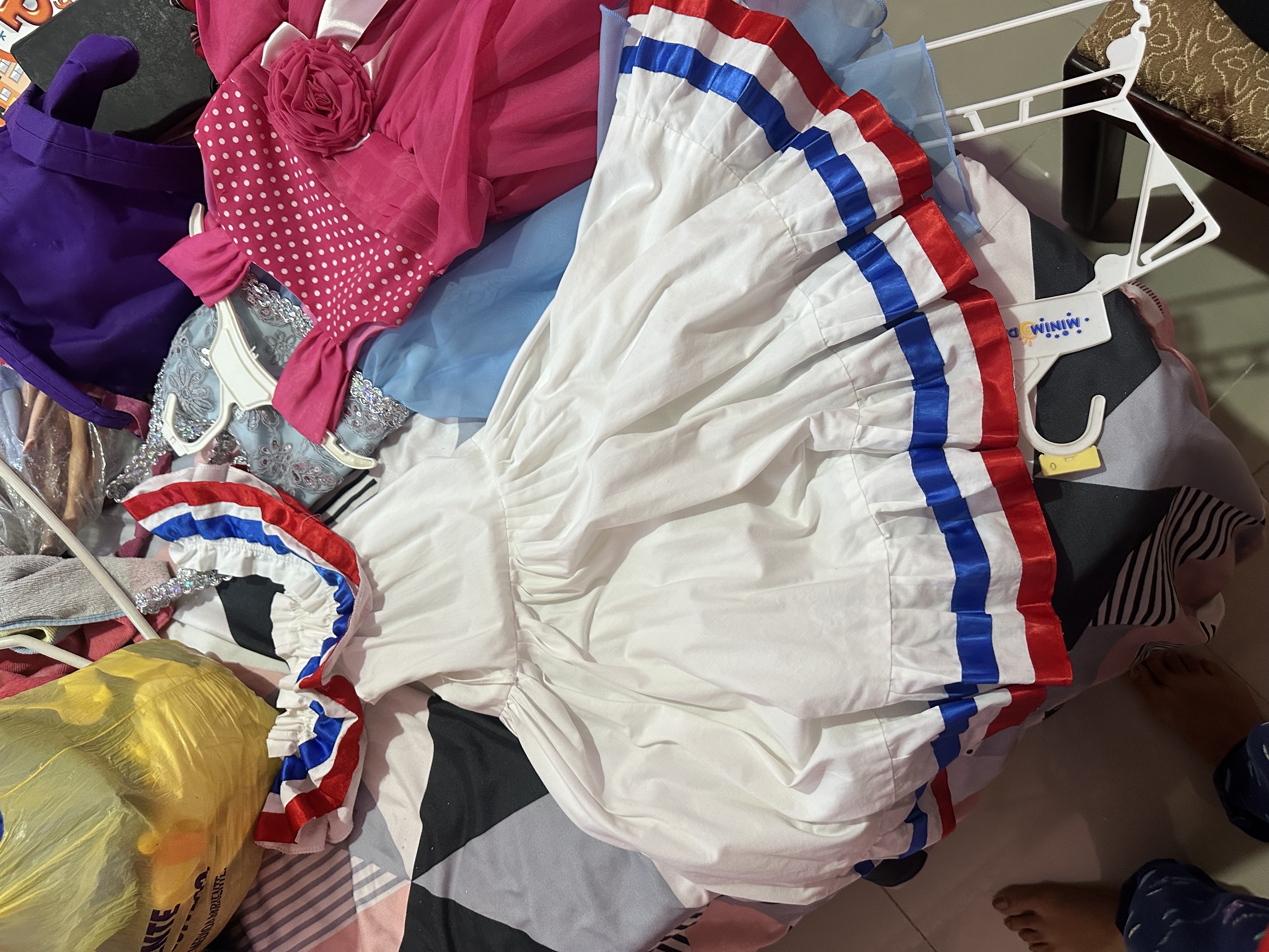 ropa y zapatos - vestidos de niñas y trajes de personajes de disney 2