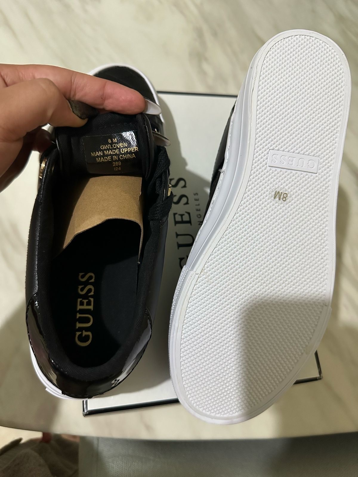 zapatos para mujer - Tenis Guess de mujer  3