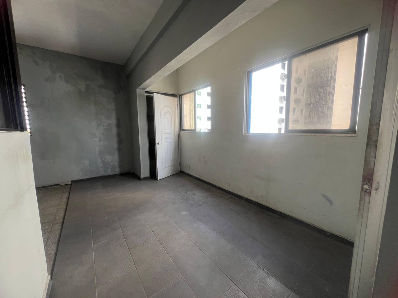 oficinas y locales comerciales - Local comercial en venta o alquiler  0