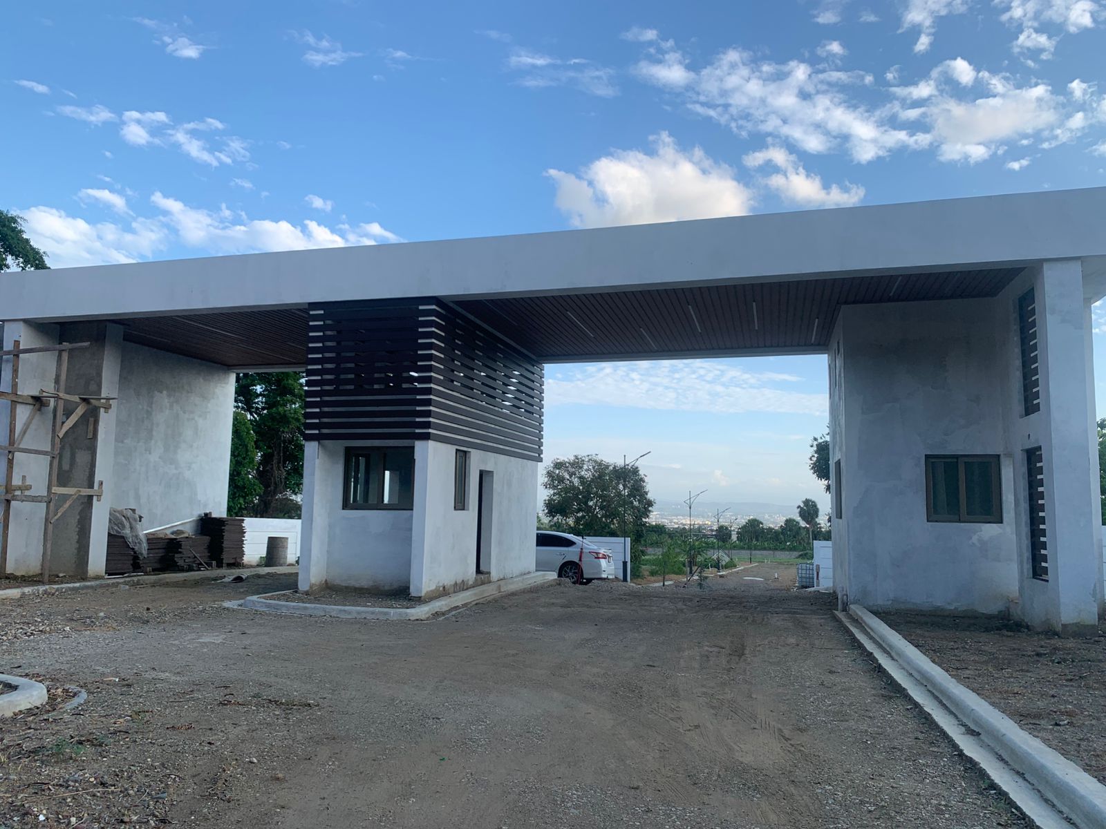 solares y terrenos - Solar En Proyecto Cerrado Próximo a Camp David  8