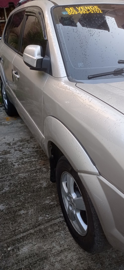 jeepetas y camionetas - De oportunidad Hyundai Tucson 2006 en excelente condiciones  4
