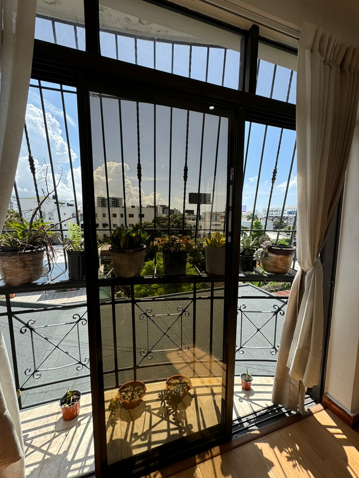 penthouses - Apartamento   amueblado en Evaristo Morales  2