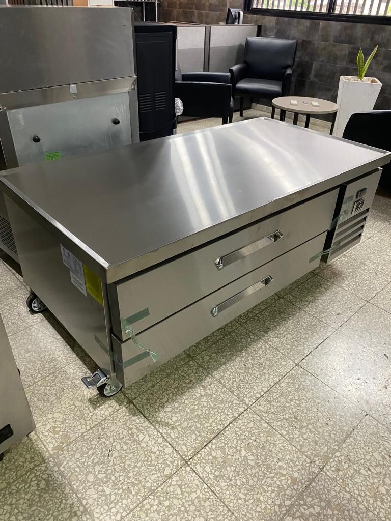 equipos profesionales - Base Chef Refrigerada Kelvinator de 72" 2