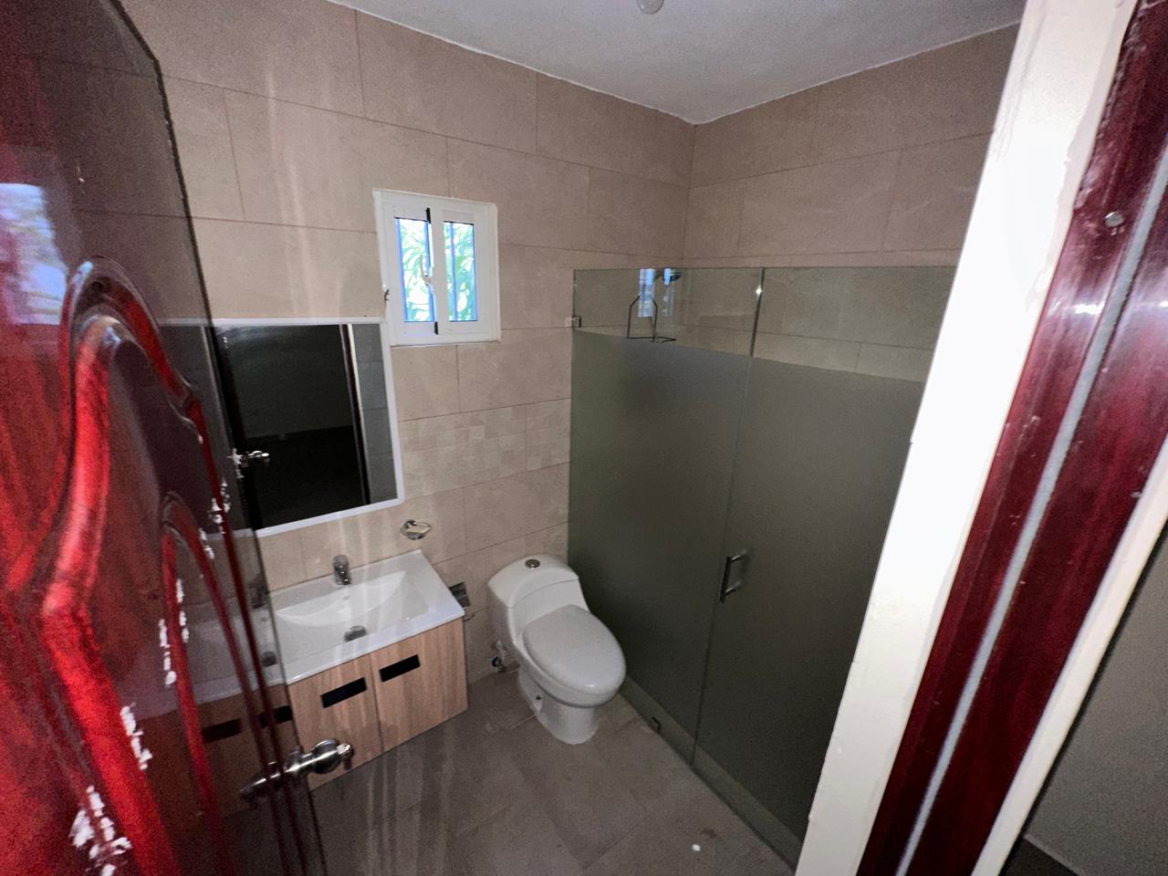 casas - Rento casa en Aut. San Isidro 4