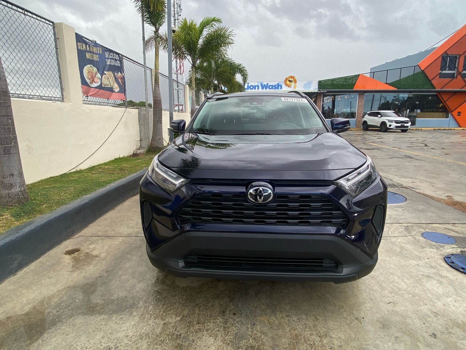 jeepetas y camionetas - Toyota rav4 2022 xle 0