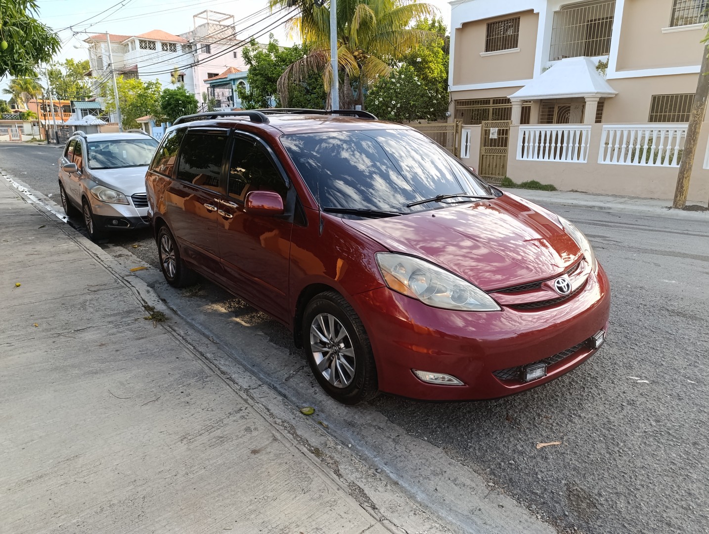 jeepetas y camionetas - Toyota Sienna 2008  4