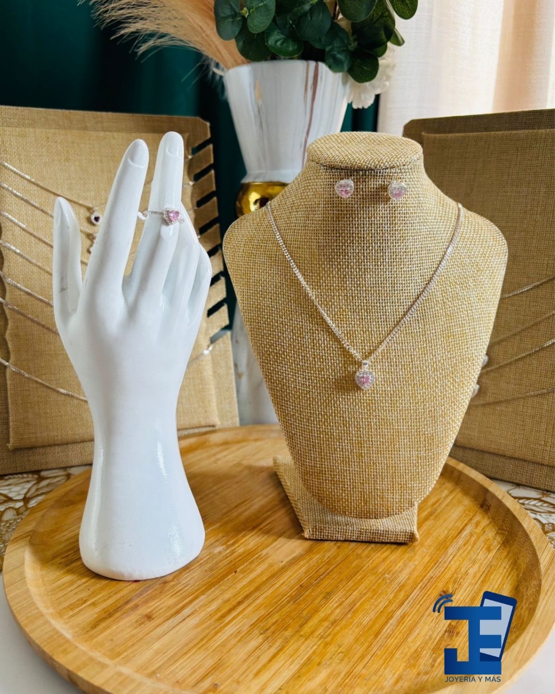 joyas, relojes y accesorios - set de Cadena,aretes y guillo. 3