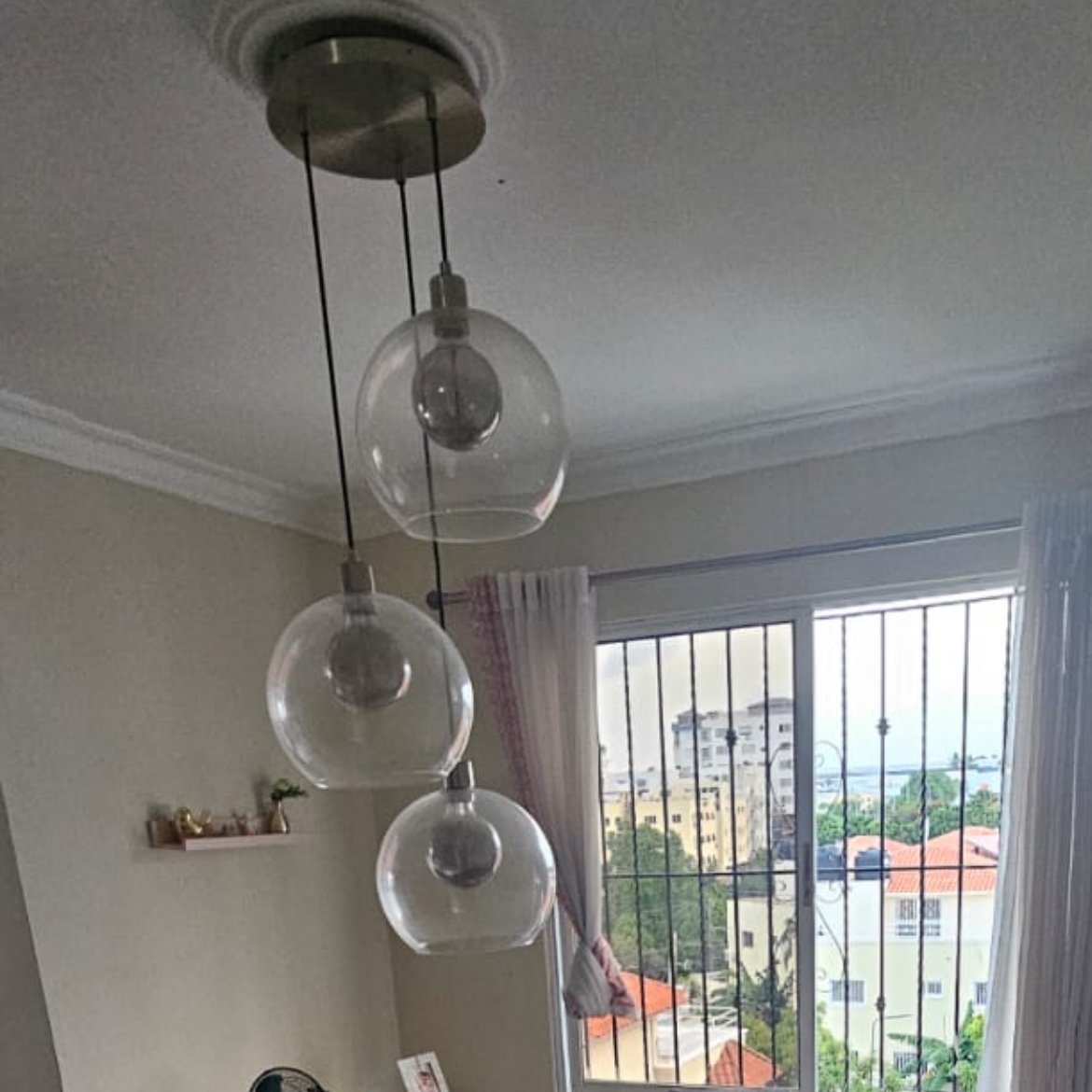 decoración y accesorios - vendo lámpara de 3 luces 0
