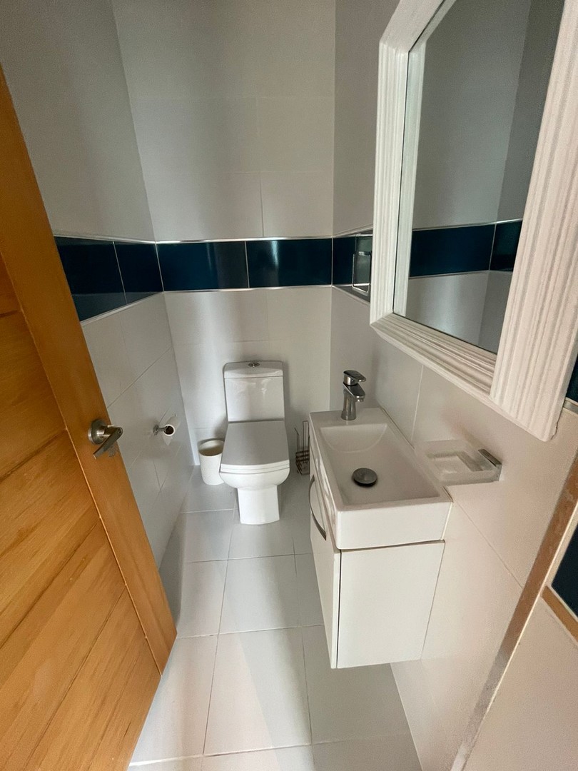 apartamentos - Se vende apartamento tipo Loft en Evaristo Morales 3