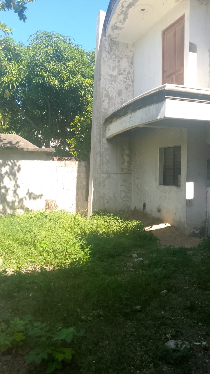 casas - Lic. Cruz vende propiedad con terminación, en Res. Villa Maria, Stgo. 4