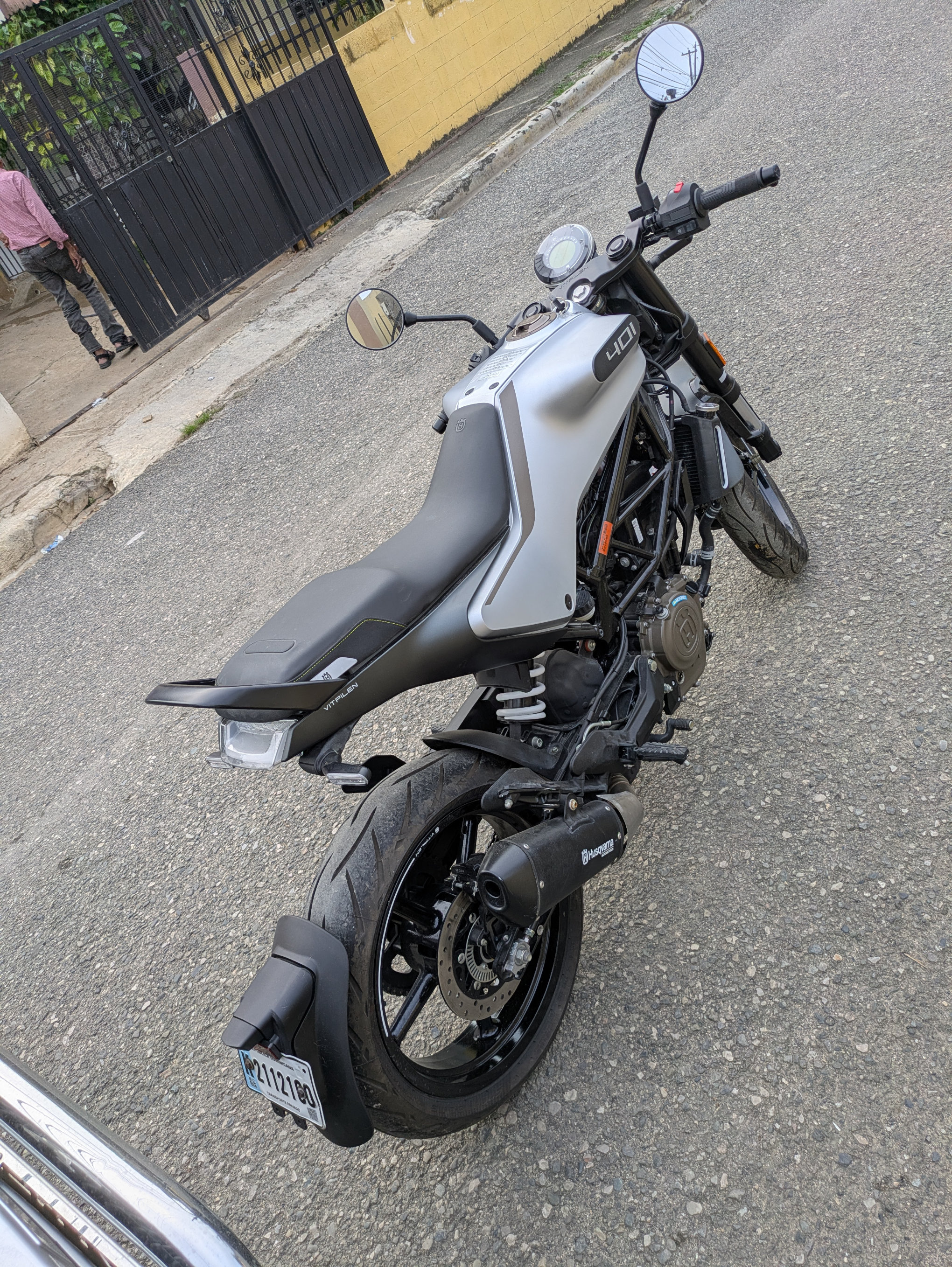 motores y pasolas - Husqvarna Vitpilen 401 1
