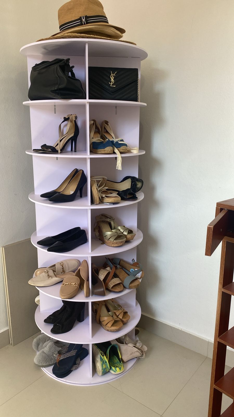 decoración y accesorios - Estante multifuncional o zapatera giratoria la más vendida. 1
