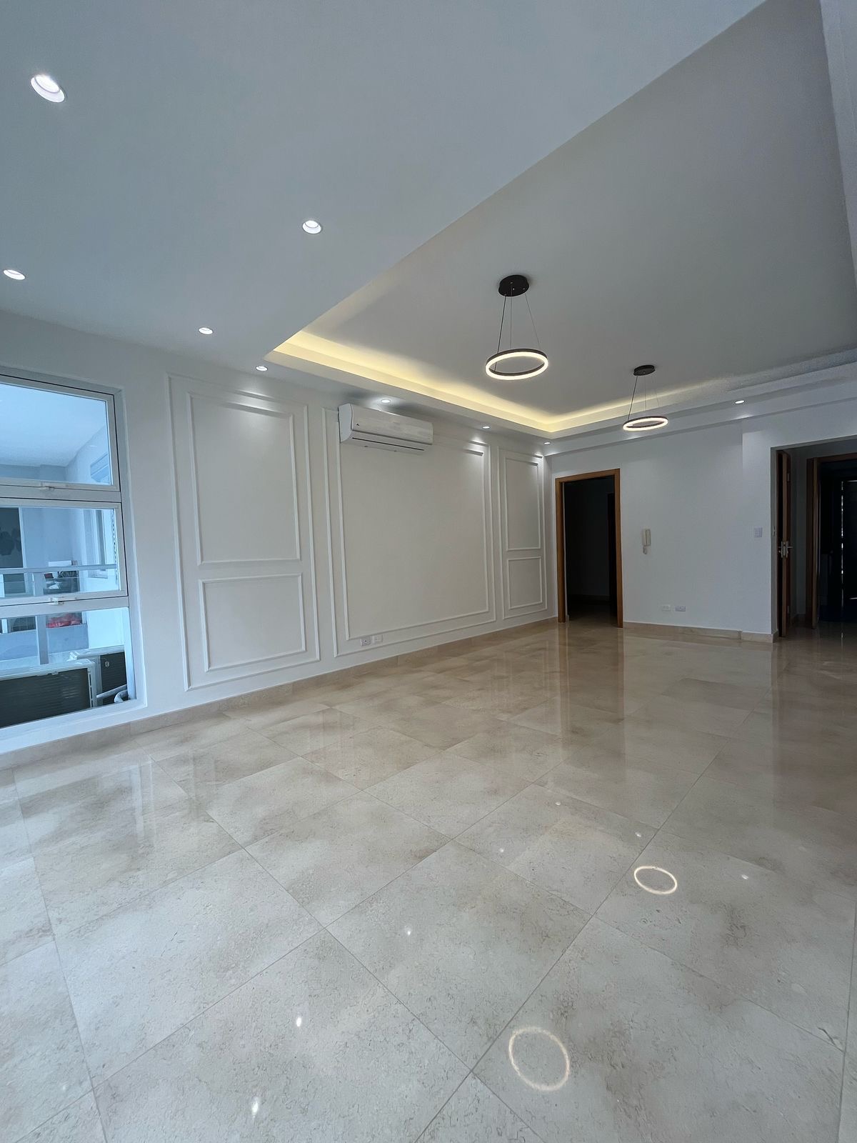 apartamentos - Alquiló piantini precio US$1,750  Piso 15, 160 MT2 1