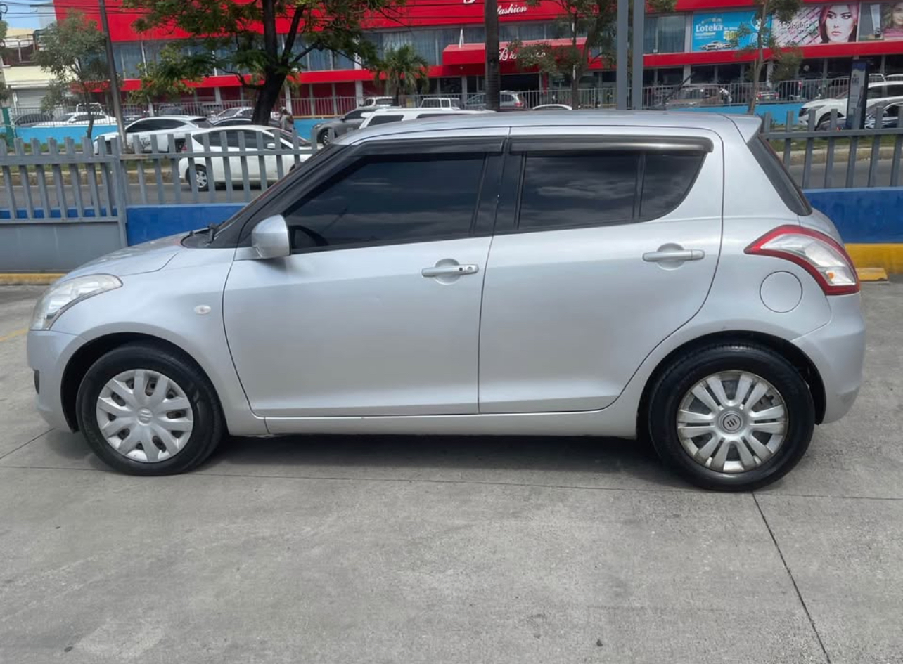 carros - Suzuki Swift  5